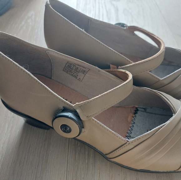 Dr corrifort shoes - Picture 2 of 5